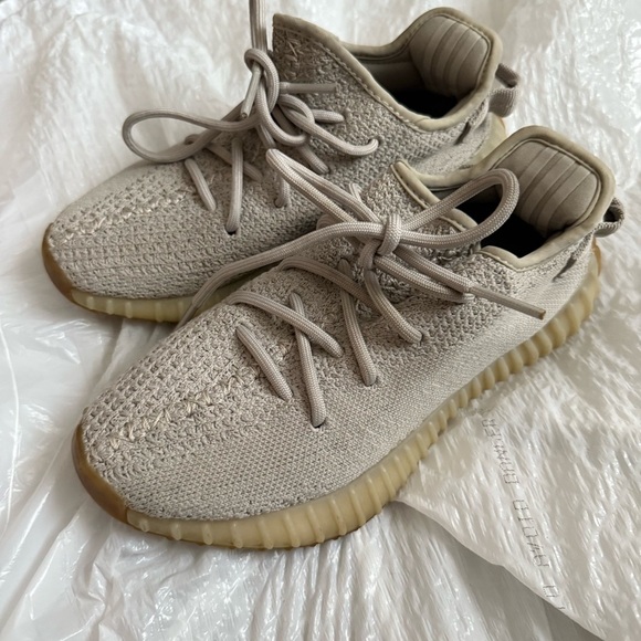 Adidas Yeezy Boost 350V2 Sesame sz 4 - Picture 3 of 13